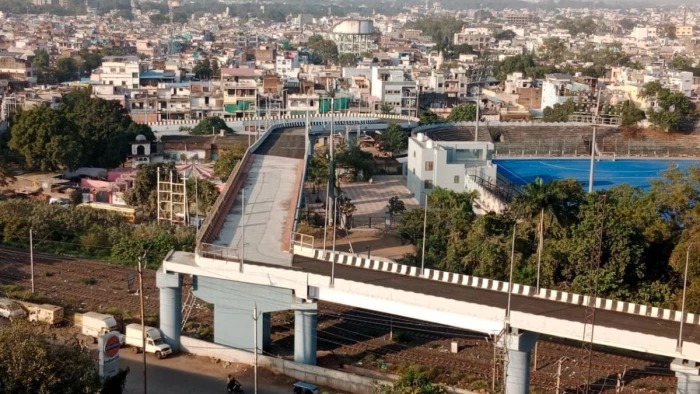 भोपाल:18 करोड़ का ऐशबाग 90 डिग्री ओवरब्रिज एक साल से बंद