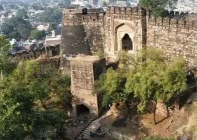 राखी का बंधन: रानी लक्ष्मीबाई के बुलावे पर अंग्रेजों से भिड़े थे बांदा के नवाब