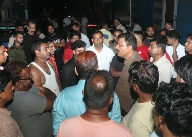 स्टेशन पर ट्रेन से 130 लीटर शराब और बीयर बरामद