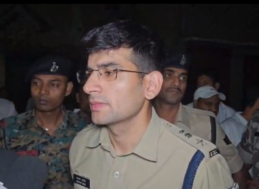 बिहार : सीवान जिले के आलमापुर पटाखा विस्फोट में करीब 7 की मौत, 05 की एसपी ने की पुष्टि
