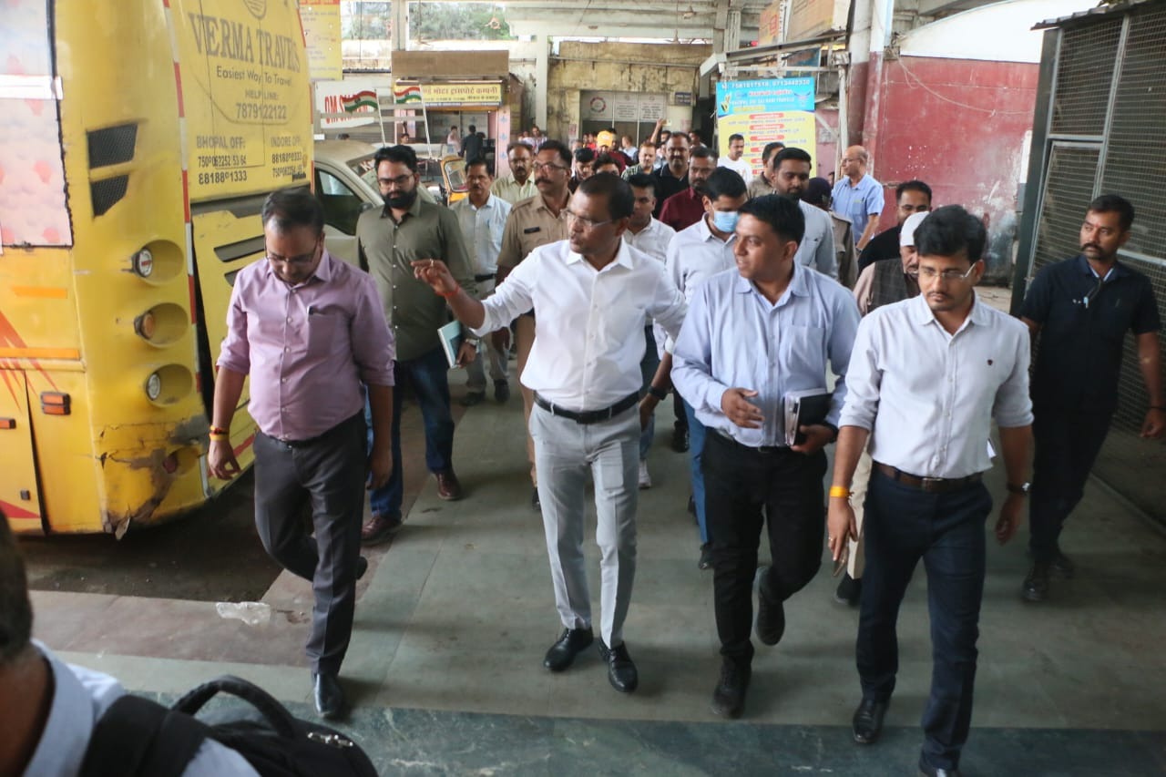 Bhopal News: आईएसबीटी से गैर संचालित बसें हटेंगी, फायर हाइड्रेंट भी लगाए जाएंगे
